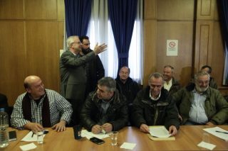 Στα… μπλόκα των μνημονίων