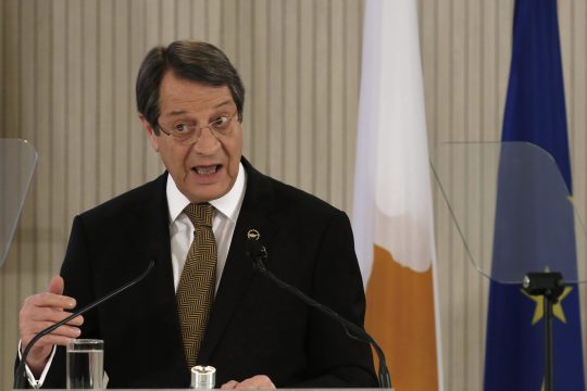 «Εκτός τόπου και χρόνου η απόφαση της Βουλής για την ένωση»