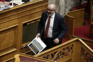 Εφυγε και ο Μπαργιώτας