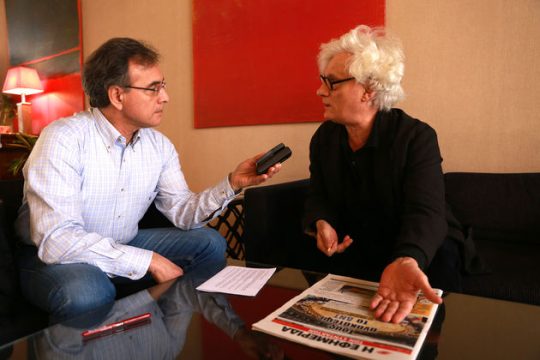 «Η δημοκρατία είναι σήμερα νεκρή, να επανεφεύρουμε την πολιτική»