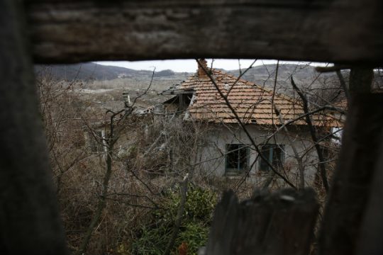 Χωριά κινδυνεύουν να θαφτούν στη γη εξαιτίας ανθρακωρυχείου