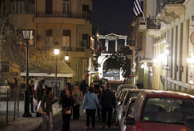 Σάββατο βράδυ, στο κέντρο της πόλης