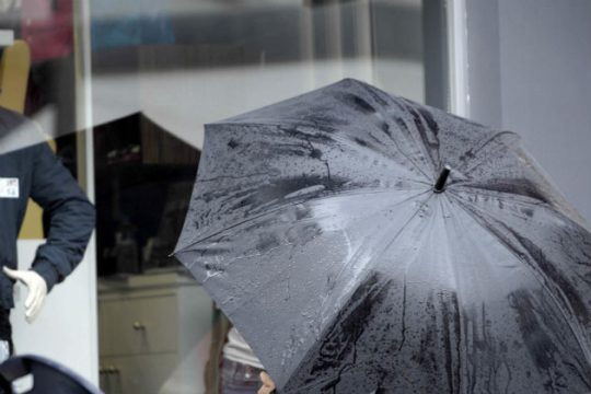 Επιδείνωση καιρού με καταιγίδες έως την Τετάρτη