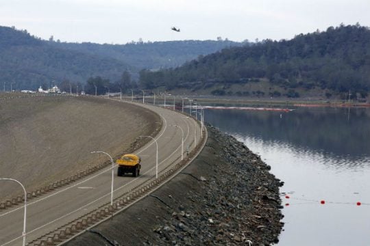Καλιφόρνια: Διαρκής ο κίνδυνος κατάρρευσης του φράγματος