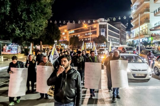Ξανά στους δρόμους οι Χανιώτες ενάντια στο αεροπλανοφόρο