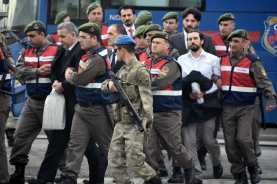 Έναρξη δίκης για την «απόπειρα δολοφονίας» του Ερντογάν