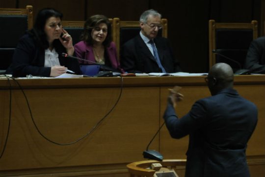 Πρώτα η απειλή Παναγιώταρου, μετά ο εμπρησμός