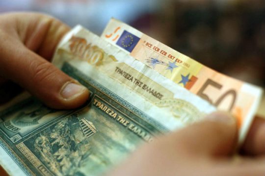 Συζήτηση περί δραχμής και αντιδράσεις