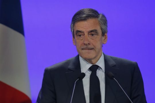 Δεν ξεμπέρδεψε ο Φιγιόν