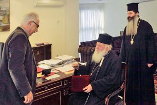 Εμφύλιος δηλώσεων για τις έμφυλες ταυτότητες