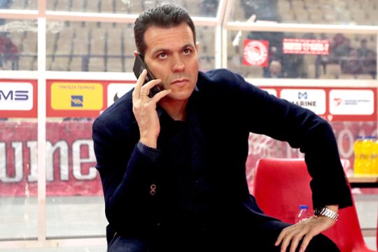 Μετά χαράς, αλλά… δεν γίνεται