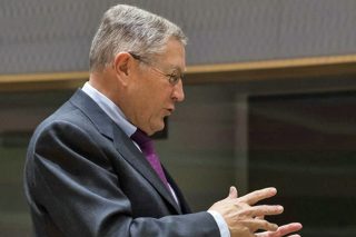 Κλείνουν το μάτι για τη διάρκεια των υψηλών πλεονασμάτων