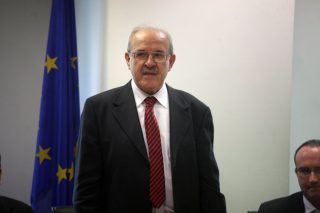 Ερωτήσεις στη Βουλή κατόπιν… παραγγελίας
