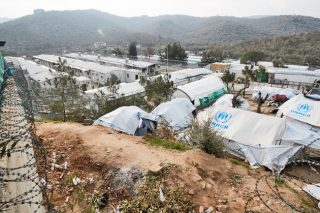 «Αφ΄ υψηλού» ματιά στη Μόρια