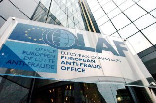 Οσμή σκανδάλου σε διαγωνισμό για τη σίτιση απόρων