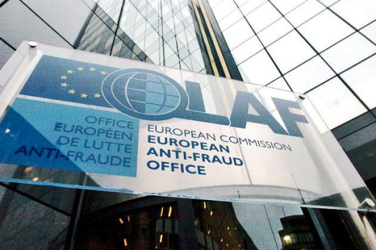 Οσμή σκανδάλου σε διαγωνισμό για τη σίτιση απόρων