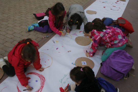«Φρένο» στην προβολή προϊόντων για παιδιά που ενέχουν κινδύνους