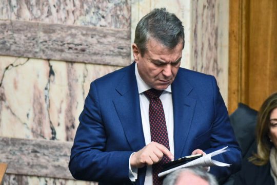 Εκτός ΑΠΔ οι αμοιβές με τίτλους κτήσης