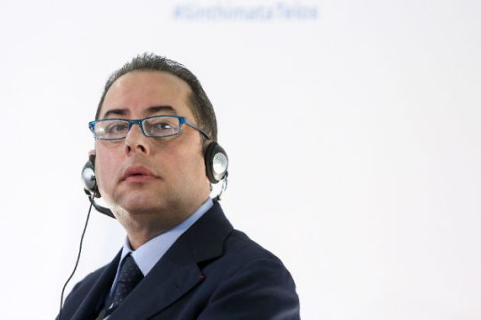 «Να εμποδιστεί ο Σόιμπλε να κρατάει σε ομηρία την Ελλάδα»