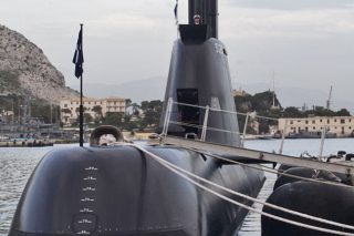 Τούρκος ναυτικός φωτογράφιζε με το κινητό του το Ναύσταθμο Σαλαμίνας