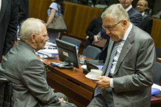 Με τη γραμμή Ρέγκλινγκ και το Βερολίνο