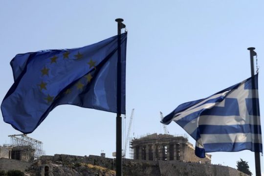Στον αντίποδα του φόβου σιγοβράζει η οργή