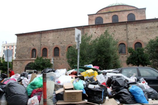 Κίνδυνος να πνιγεί στα σκουπίδια η Θεσσαλονίκη