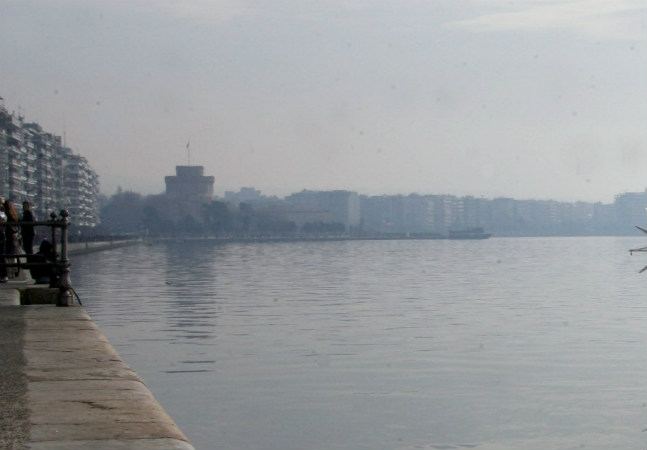 Επέπλεε, αναίσθητη στη θάλασσα, μπροστά στην πλατεία Αριστοτέλους, στη Θεσσαλονίκη