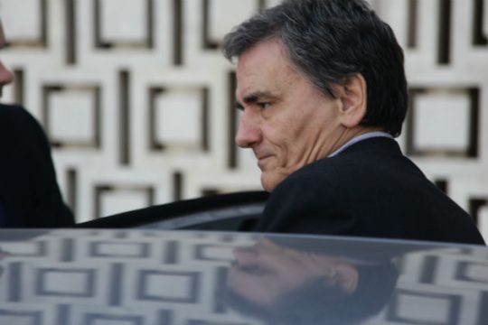 Με εκκίνηση μέτρα ύψους 2% του ΑΕΠ συνεχίζεται η διαπραγμάτευση