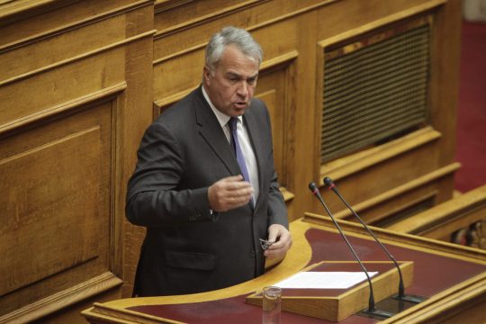 «Μάχη» Βορίδη – Σκουρλέτη για τα αποτελέσματα του Εurogroup