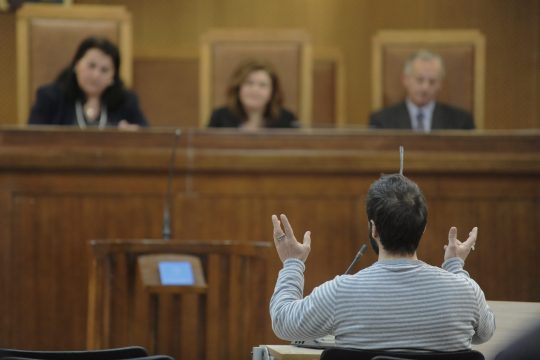 Συγκλονιστικές μαρτυρίες για την οργανωμένη επίθεση στην «Αντίπνοια»