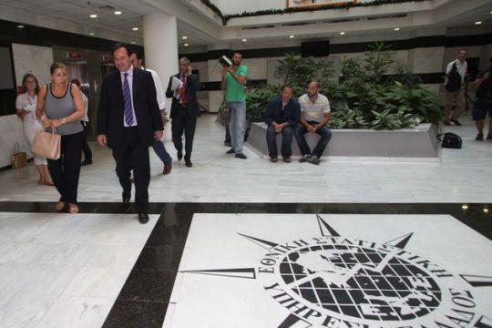 Ενας ακόμα κρίκος στη μακρά αλυσίδα της ύφεσης