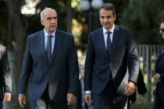 Μπλέξαν οι γραμμές τους