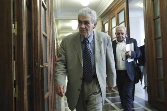 «Καραμανλής και Τσίπρας, δύο λαοπρόβλητοι ηγέτες»