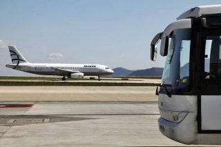 «Ερευνήστε τη σύμβαση με τη Fraport»