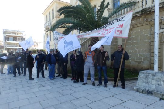 Διαμαρτυρία αγροτών για την δακοκτονία, παρέμβαση Κεγκέρογλου στην βουλή