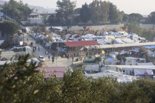 ΜΑΤ και εισαγγελέας στους καταυλισμούς