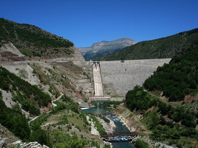 Τύφλωση για την εκτροπή Αχελώου