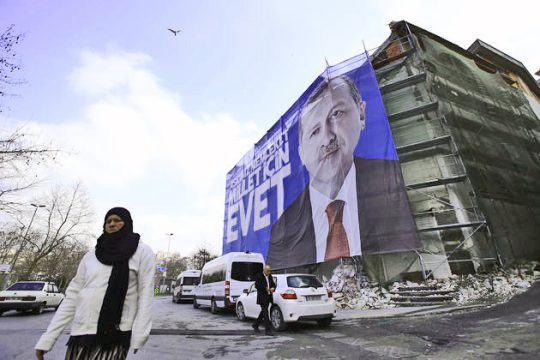 Το νέο… Τείχος του Βερολίνου