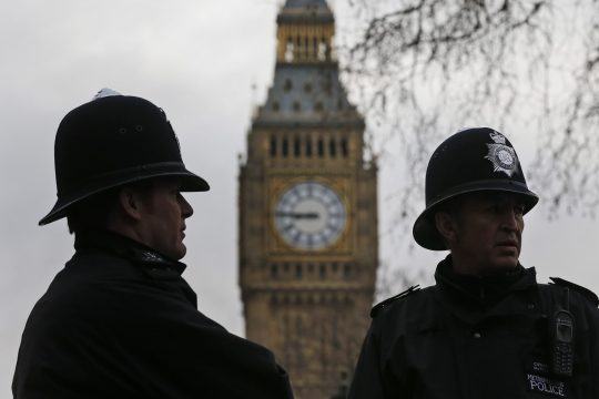 Αφύπνιση του κοινού για την καταπολέμηση της τρομοκρατίας