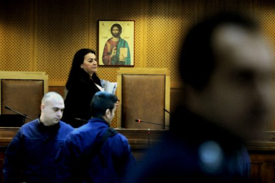 «Ξέρουμε πού είναι ο Φοίβος, θα σου φέρουμε το κεφάλι του»