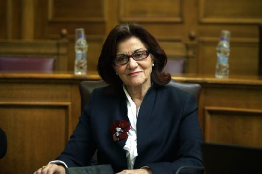 Ανοίγει η συζήτηση για υιοθεσία – αναδοχή