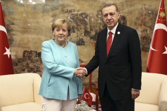 «Η Γερμανία βοηθά και υποθάλπει την τρομοκρατία»