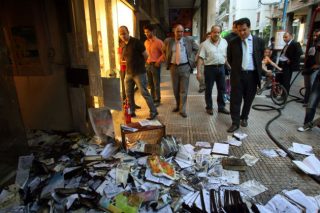 Για τον εμπρησμό βιβλιοπωλείων