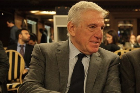 Ομόφωνο «ναι» στην εξεταστική για Γιάννο – Τι απαντάει ο ίδιος