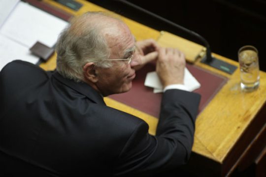 Τα εννέα σημεία πάνε… Κεντροδεξιά