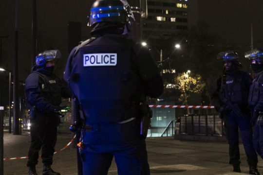 Τρεις τραυματίες από πυρά ενόπλου στη Λιλ
