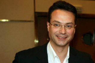 «Ψεύδη από νεοδεξιούς που παριστάνουν τους σοσιαλιστές»