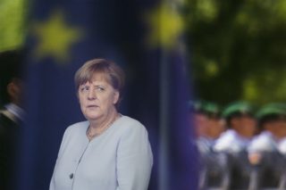 Θέλει το Βερολίνο να χαρεί κι ο Ερντογάν δεν το αφήνει