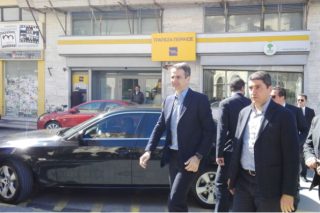 Προειδοποιήσεις στην εσωκομματική αντιπολίτευση